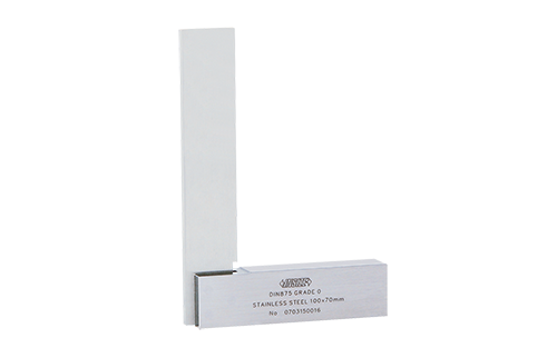 90°Flat Edge Squares With Wide Base